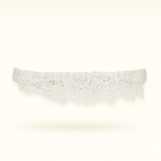 Elegant White Bridal Lace Garter - Donna Speziatta