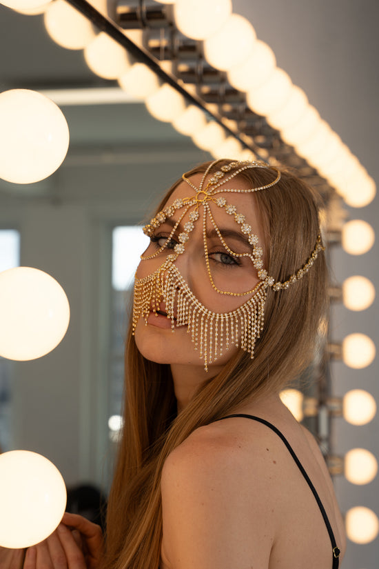 Luxury Gold Face Chain Headpiece – Crystal Fringe Mask with Floral Detail - Donna Speziatta