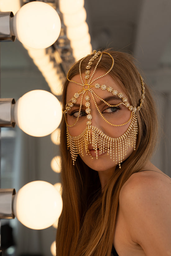 Luxury Gold Face Chain Headpiece – Crystal Fringe Mask with Floral Detail - Donna Speziatta