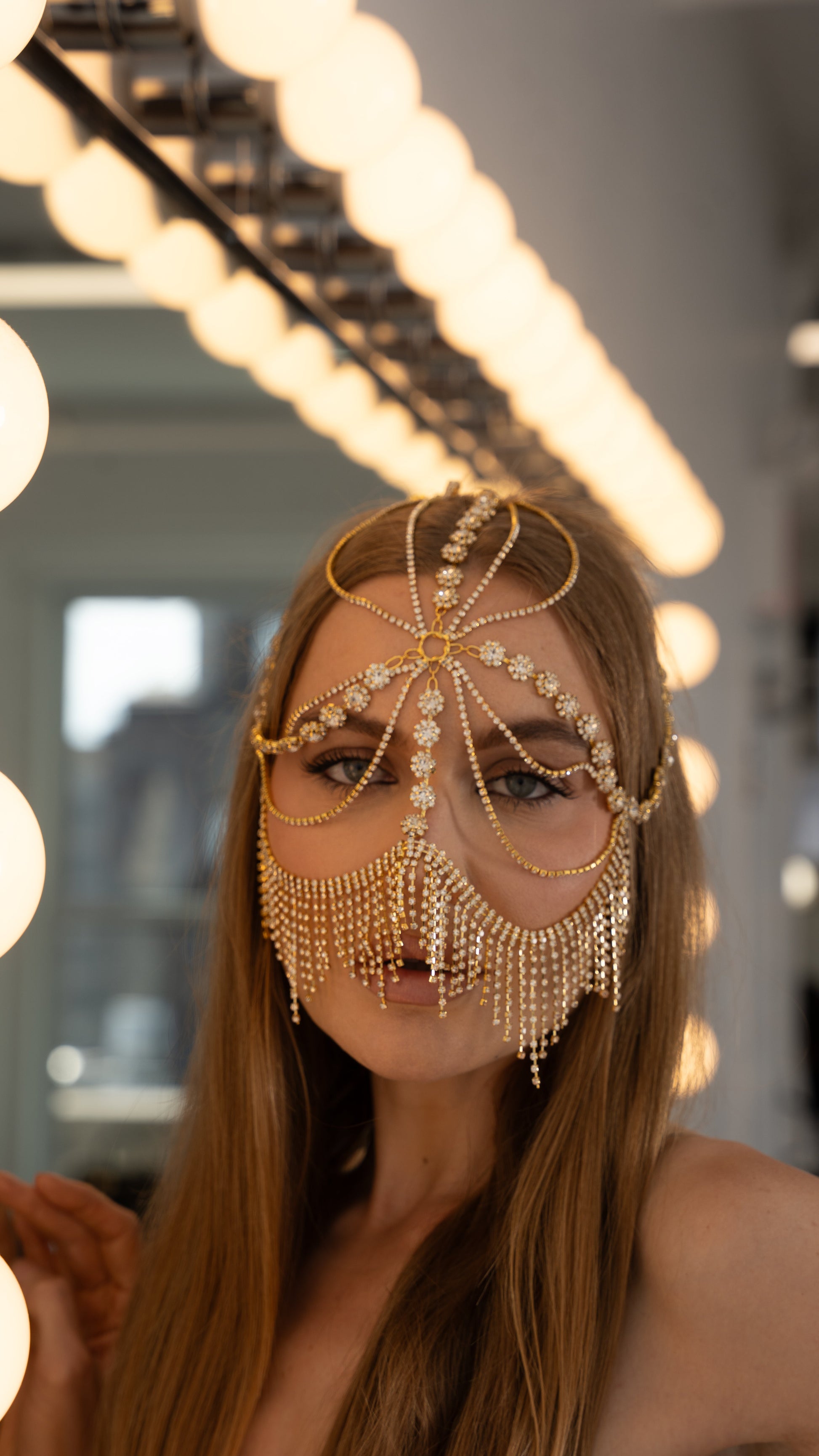 Luxury Gold Face Chain Headpiece – Crystal Fringe Mask with Floral Detail - Donna Speziatta