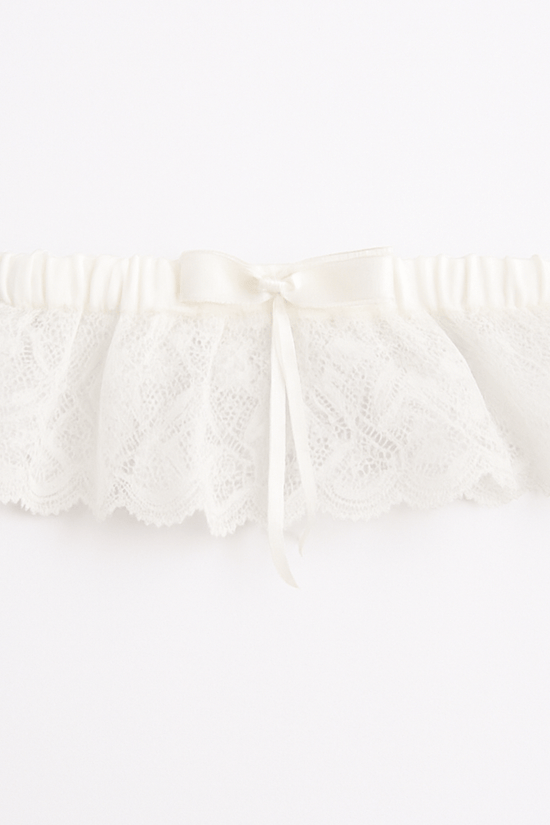 White Wide Lace Bridal Garter with Satin Bow - Donna Speziatta